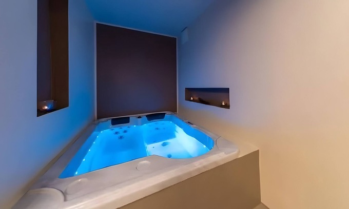 Merano Apartamento | Apartamento En Un Hotel 'Luxury Appartment' Con Vistas A La Montaña Y Wi-Fi