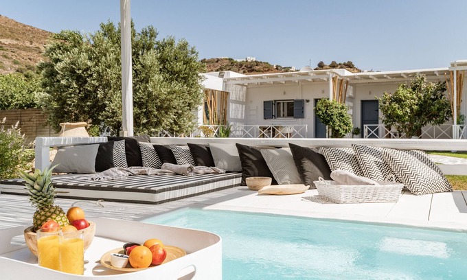 Kato Fellos Apartamento | Apartamento En Un Hotel "Ow Andros Luxury Suites 3" Con Vistas A La Montaña, Terraza Privada Y Wi-Fi