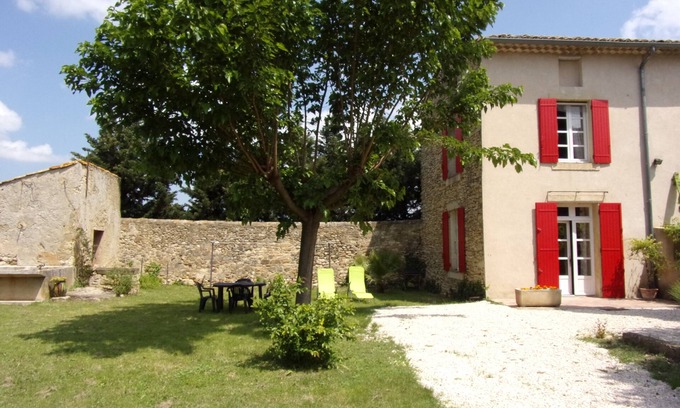 Orange Otro | Apartamento en una casa de campo provenzal en el campo de Orange