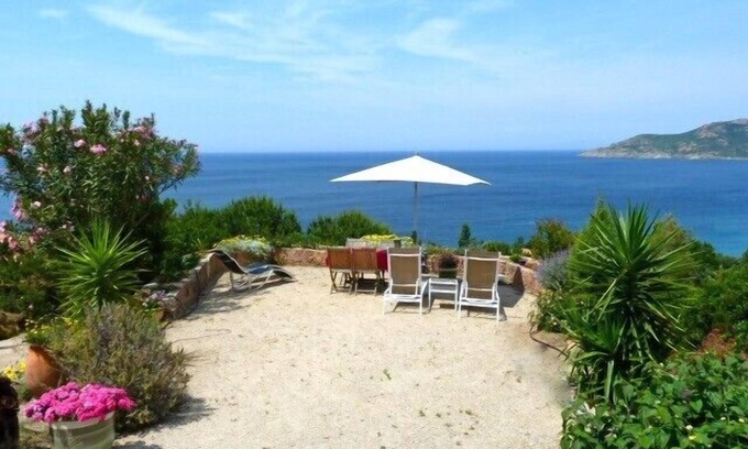 Galeria Apartamento | Apartamento Galéria Vista panorámica al mar y montaña Pueblo tranquilo