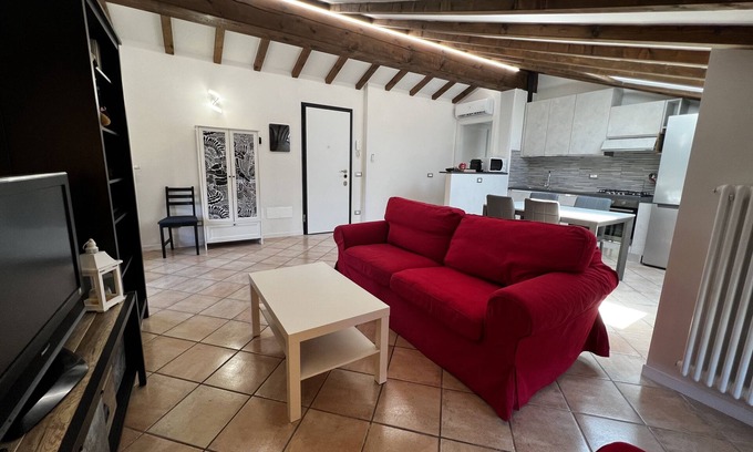 Ravarino Apartamento | Apartment in country villa with traditional DOP vinegar cellar