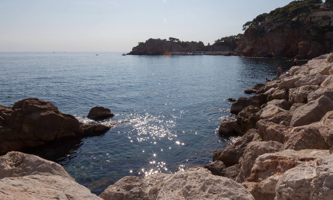 Ensues-la-Redonne Apartamento | Apartamento en villa Ensues La devuelve de 4 a 6 personas