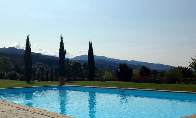 Villa Collemandina Apartamento | Apartamento en Villa Toscana