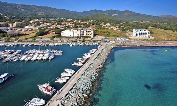 Macinaggio Apartamento | Apartamento en Macinaggio junto al puerto