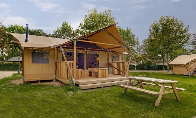 Uden Alquiler De RV | Apartment in Netherlands Near Scenic Canals