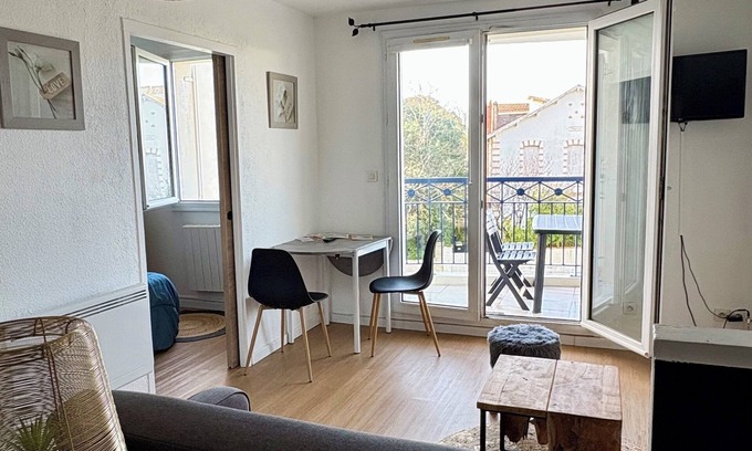 Pontaillac Apartamento | Apartment in residence with swimming pool, near Pontaillac page and casino