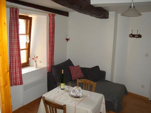 Riquewihr Apartamento | Apartment in Riquewihr with Terrace