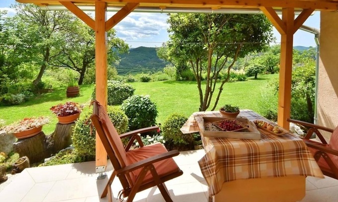 Ciritez Apartamento | Apartamento en Roč con Terraza, Acondicionador, WIFI, Lavadora (4194-2)
