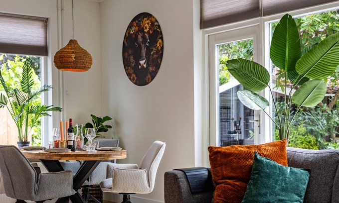 Warmenhuizen Casa | Apartment in the city centre close to the sea