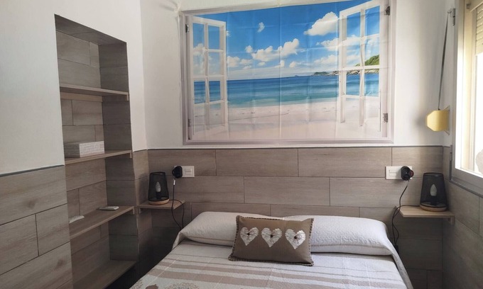 Almeria Apartamento | Apartamento 'La Caprichosa' con Wi-Fi y Aire Acondicionado