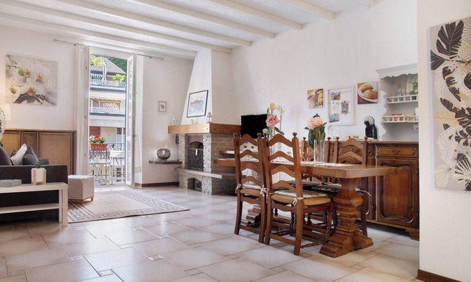 Laveno Apartamento | Apartamento 'La Finestra Sul Lago 2' con vistas al lago, balcón y Wi-Fi