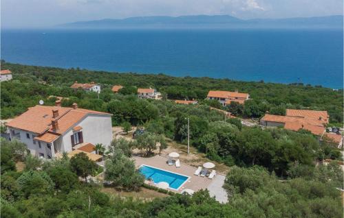 Ravni Apartamento | Apartment Labin 22 With Outdoor Swimmingpool