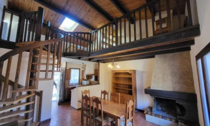 Tende Apartamento | Apartamento 'Le Colombera - Ideal Pour Sportif' con vistas a la montaña y balcón