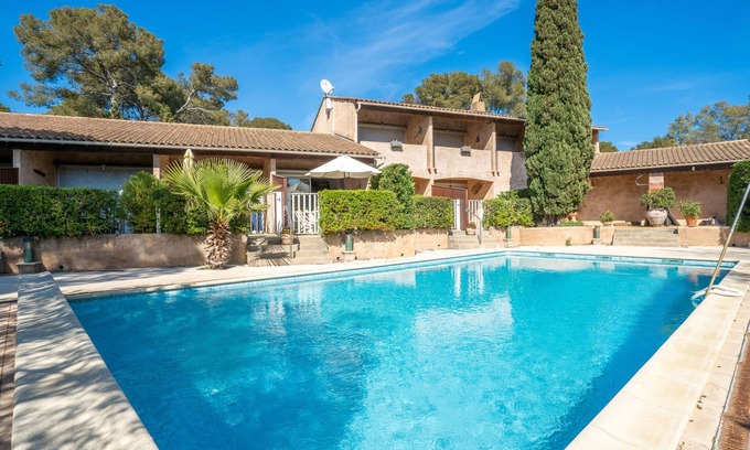 La Croix-Valmer Apartamento | Apartamento Le Pin by Interhome