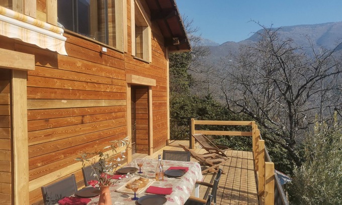 Belvedere Apartamento | Apartamento 'Les Grillons' con vistas a la montaña, jardín compartido y Wi-Fi