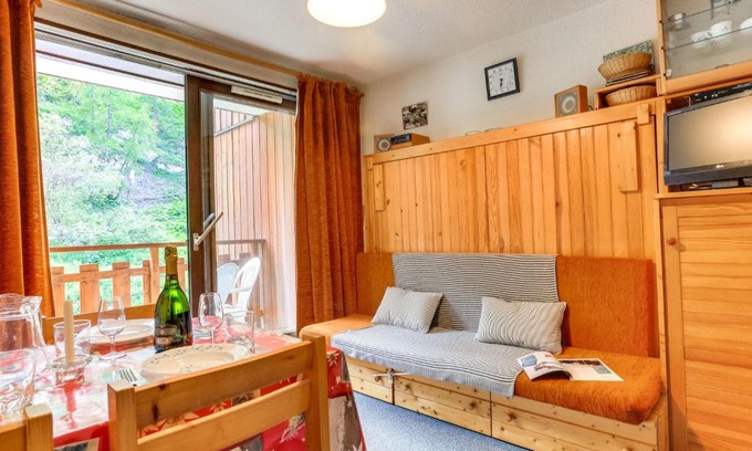 Les Boisses Apartamento | Apartment Les Olympiques - Tignes 1800-10 by Interhome