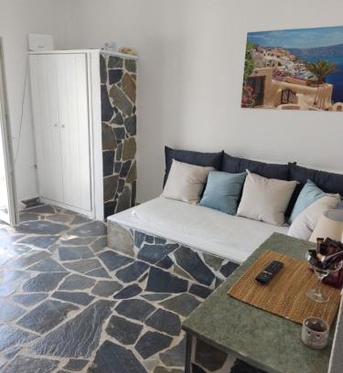 Nea Styra Apartamento | Apartment LUNA