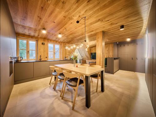 Pec pod Snezkou Apartamento | Apartment Máj-7 by Interhome