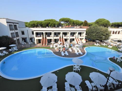 Lido di Spina Apartamento | Apartment Michelangelo-3 by Interhome