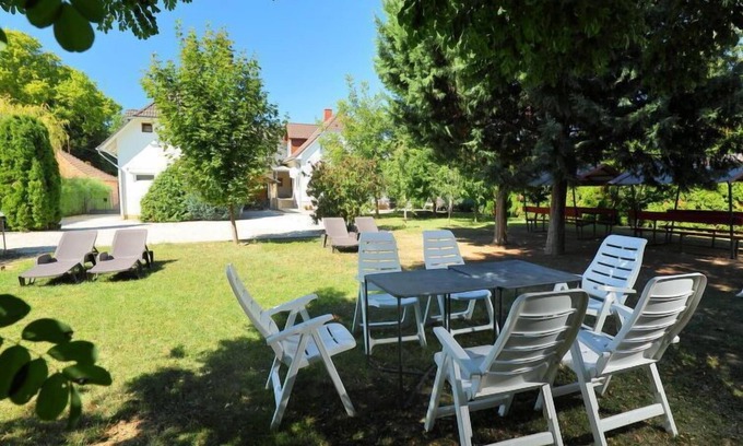 Balatonszemes Apartamento | Apartamento Moni 2 by Interhome