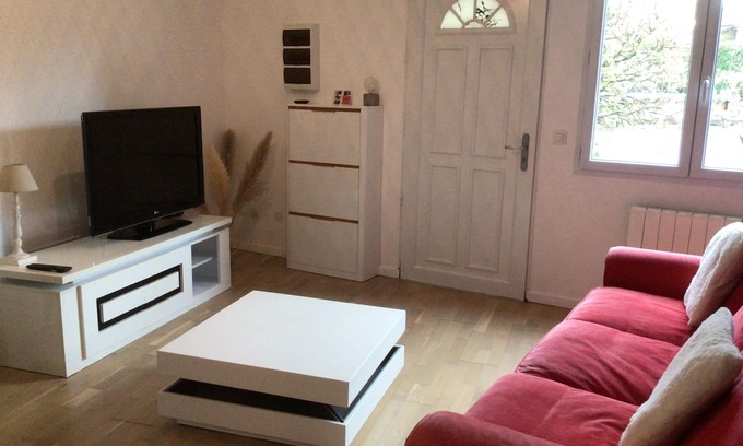 Boutigny Apartamento | apartamento cerca de disneyland paris y golf boutigny con terraza