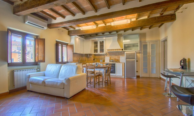 Pistoia Apartamento | Apartment on the Hall, full Historical Center Pistoia