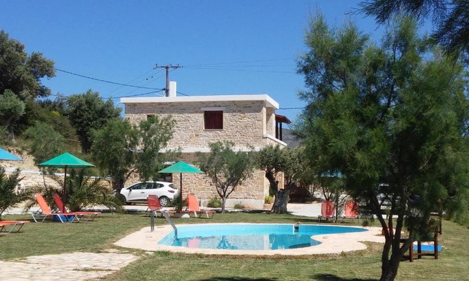 Triopetra Apartamento | Apartment Petra Mare