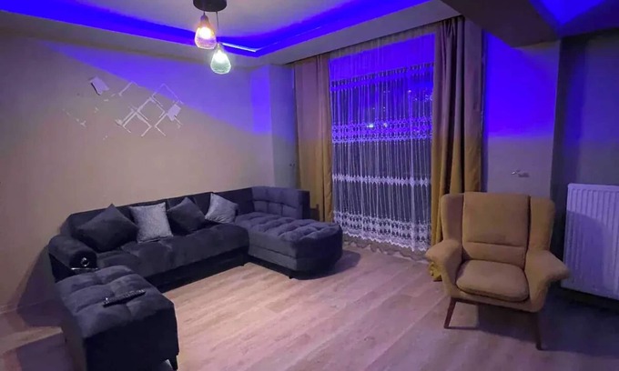 Esenyurt Casa | Apartment room and salon within a block with a pool and gym