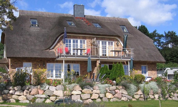 Gross Zicker Apartamento | Apartment Sonnenkamp-4 by Interhome