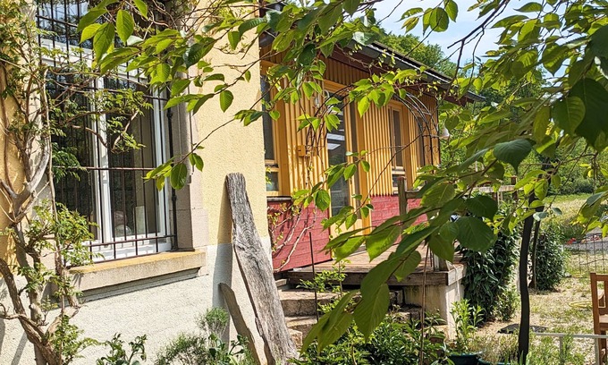 Bad Waldsee Apartamento | Apartamento 'Sonnenzimmer' con terraza privada y jardín compartido