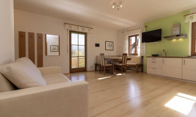 Caldaro Sulla Strada del Vino Casa | Apartamento "Stompferhof Family" en Caldaro con piscina y jardín compartidos