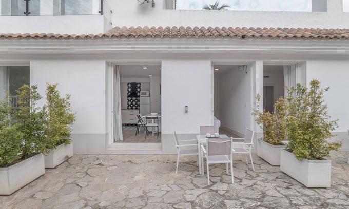 Parque Natural Breña y Marismas de Barbate Apartamento | Apartamento 'Suite 2 In Natural Park' con piscina compartida, Wi-Fi y aire acondicionado