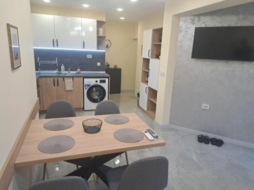 Ruse Center Apartamento | Apartment The Garden