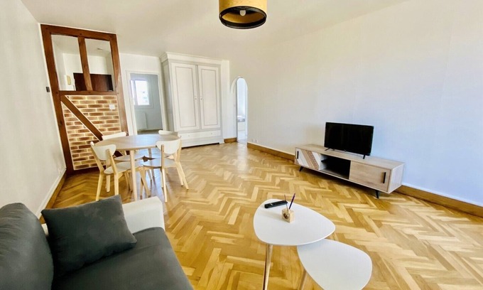 Joue-les-Tours Apartamento | Apartment Type3 de Standing, Centre-Ville