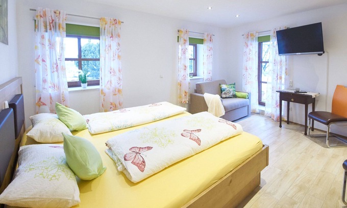 Altotting Apartamento | bajo la censura