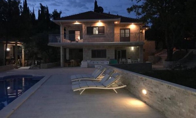 Mocici Villa | Apartment Villa Morena