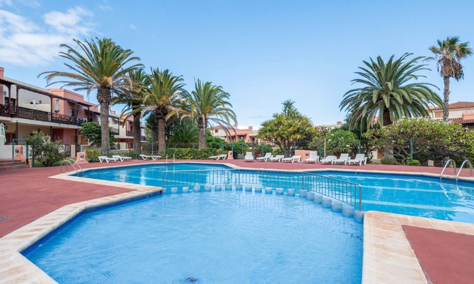 Breña Baja Apartamento | Apartamento 'Vv Los Balconcitos 32 Los Cancajos' con piscina compartida, terraza compartida y Wi-Fi