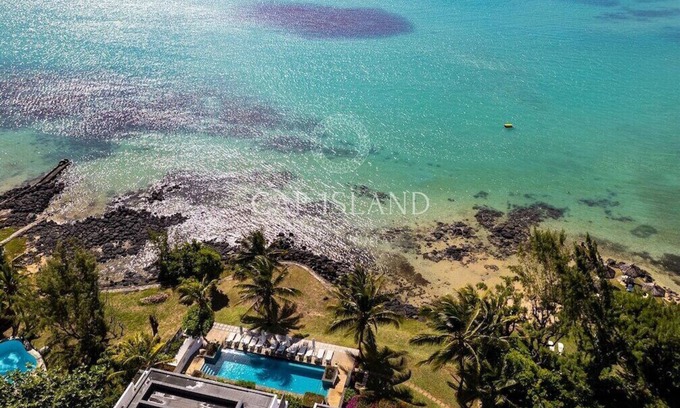 Cap Malheureux Apartamento | Apartment with a lagoon view, 30 meters from its private beach