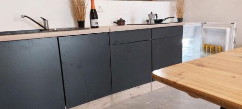 Kamnje Casa | Apartment with a view