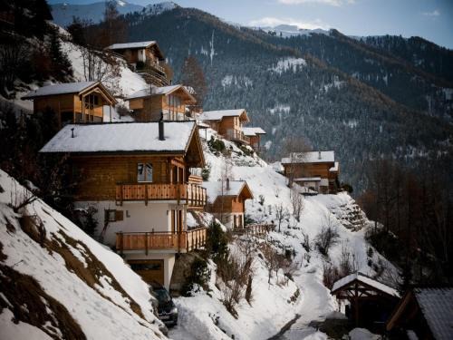 Les Mayens-de-Sion Apartamento | Apartment with balcony in Veysonnaz