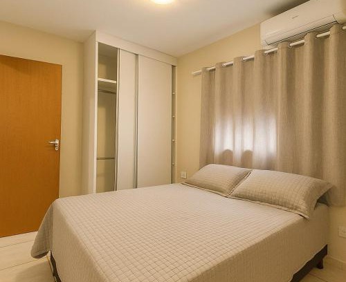 Segismundo Pereira Apartamento | Apartmento com Garagem, Ar Condicionado próximo Madrecor, UFU, Parque Sabia