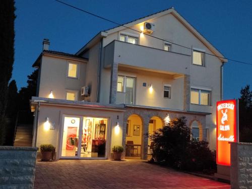 Susica Apartamento | Apartments Antonella