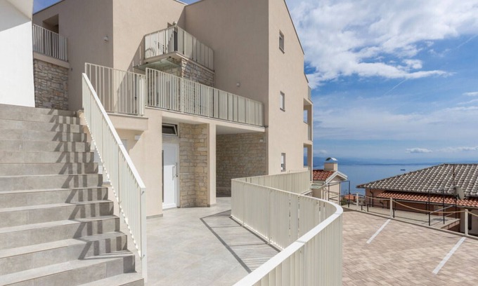 Bregi Apartamento | Apartments Bregha - Three Bedroom Apartment with Sea View