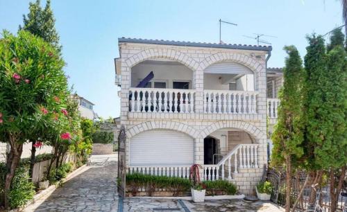 Rogoznica Apartamento | Apartments Helen