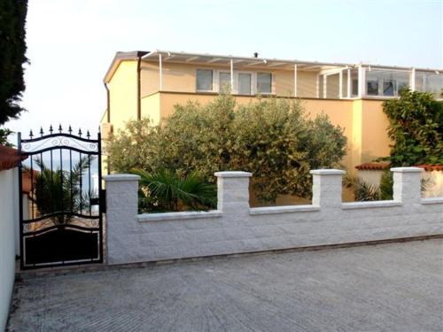 Crveni Vrh Casa | Apartments Kristijana