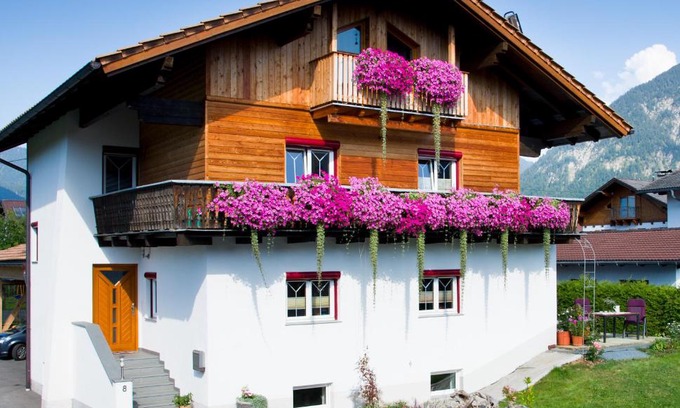 Reutte Apartamento | Apartments Schöll