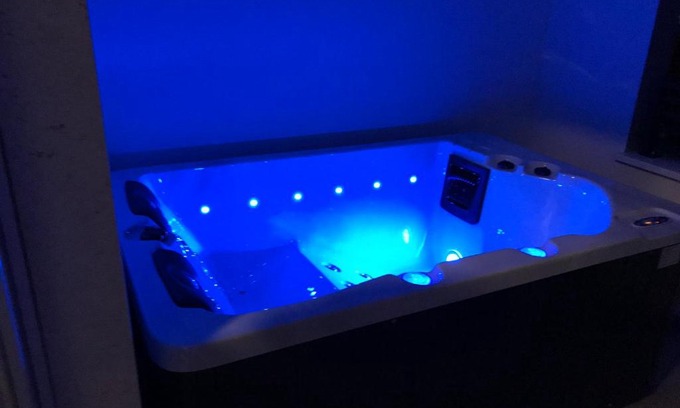 Bili brig Apartamento | Apartments Tonkita with jacuzzi