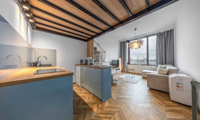 Nivy Apartamento | Apollo Luxe Studio & Near Donwtown, Parking