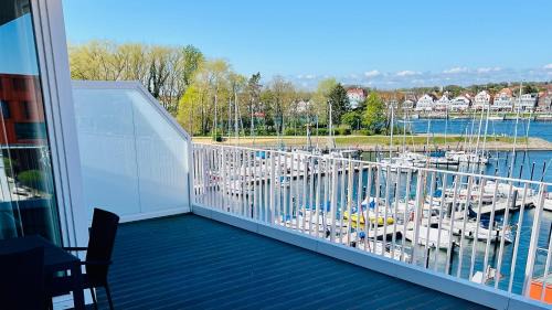 Travemuende Apartamento | App 9 Penthouse "Sonnendeck" am Passathafen Travemünde PVA009
