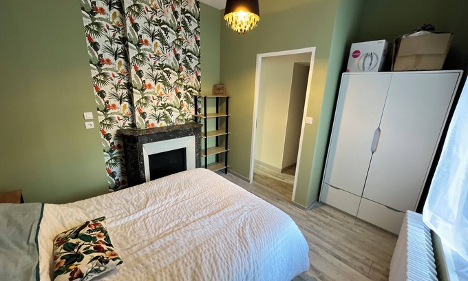 Vigneulles-les-Hattonchatel Cama Y Desayuno | Appartement de Plein Pieds Dans une Maison de Maître Piscine Jacuzzi Extérieur